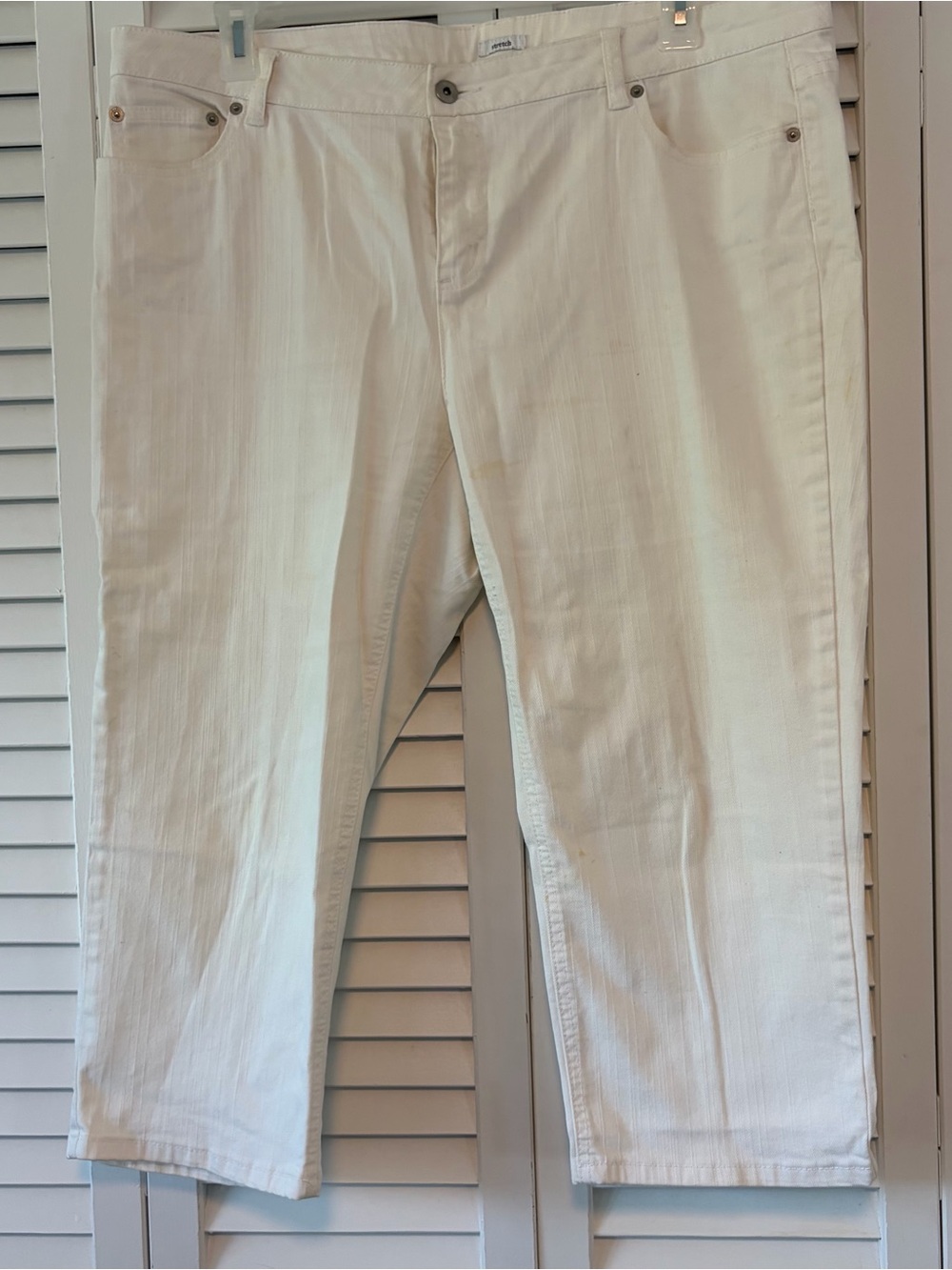 Liz Co ladies cropped  White Pants – Classic Straight Fit